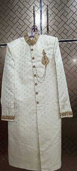 skin golden Sherwani 1