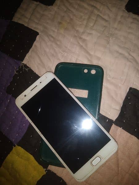 Oppo F1S 0