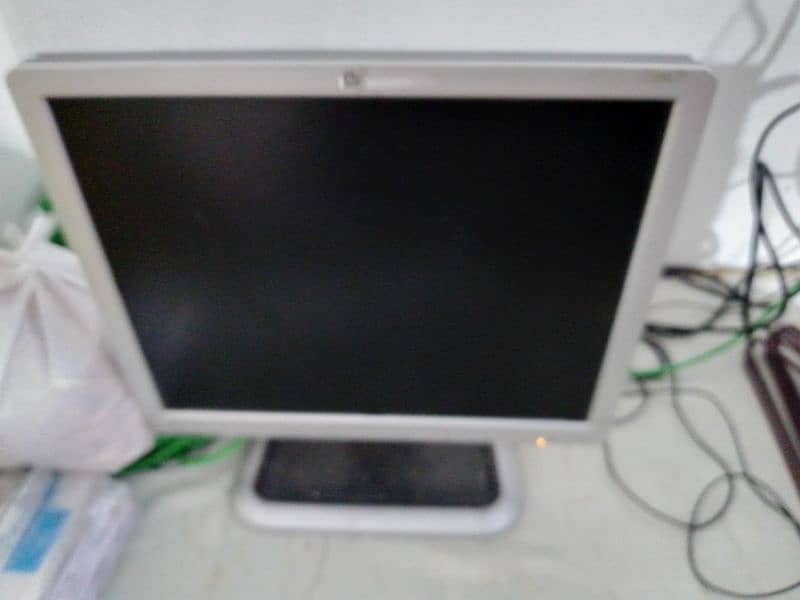 Computer Hp intel core i 3. . 1