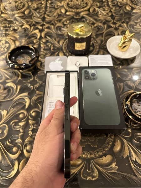 iPhone 13 Pro Max Alpine Green Non PTA! 15