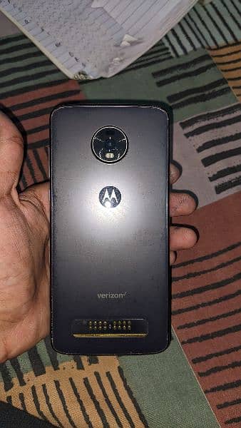 moto z4 3