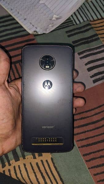 moto z4 4