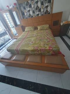 king size bed without mattress side table and dressing table 0