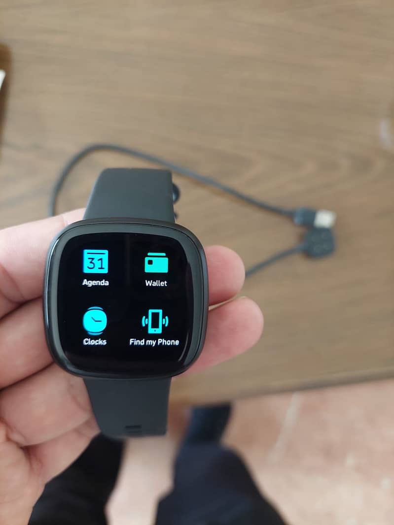 Fitbit Versa 3 7