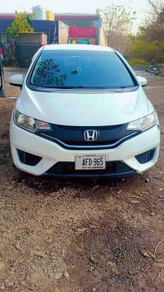 Honda Fit Hybrid 2014/2017 ( Home use car in Geniune condition )