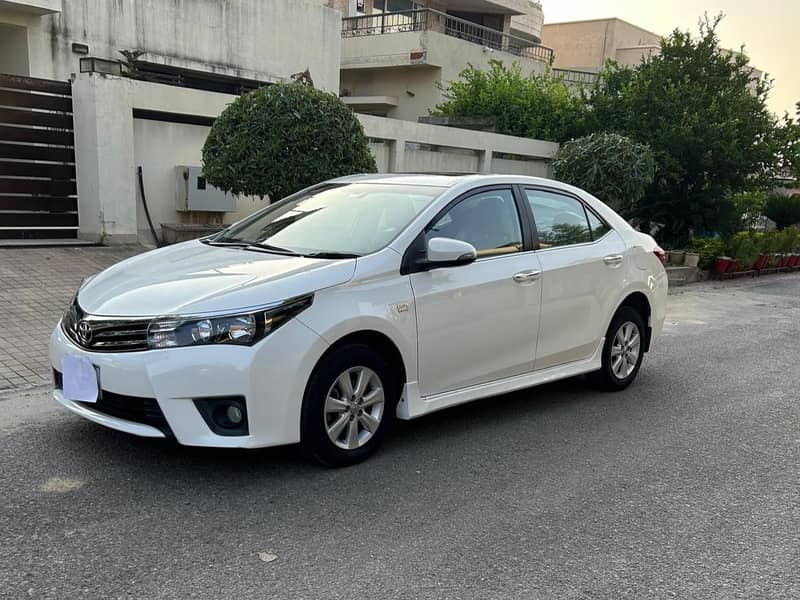 Toyota Corolla Altis 2015 Altis 1.8 CVTi 2