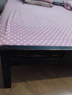 PAIR OF SINGLE BED WITH MATTRESS