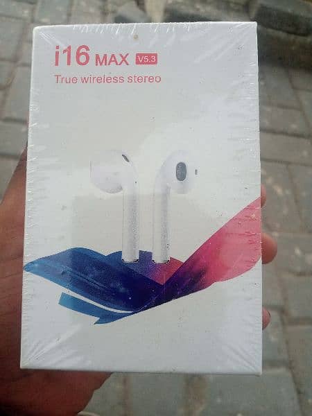 i16 earbuds 2