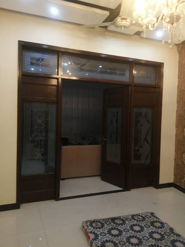 10 marla lower portion for rent in F2 block near Lacas school Johar town Lahore 8