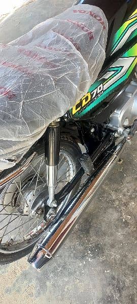 Honda 70 bike orignal condition me hai 6