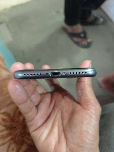 I, phone 8 non panel damage Baki okay 3