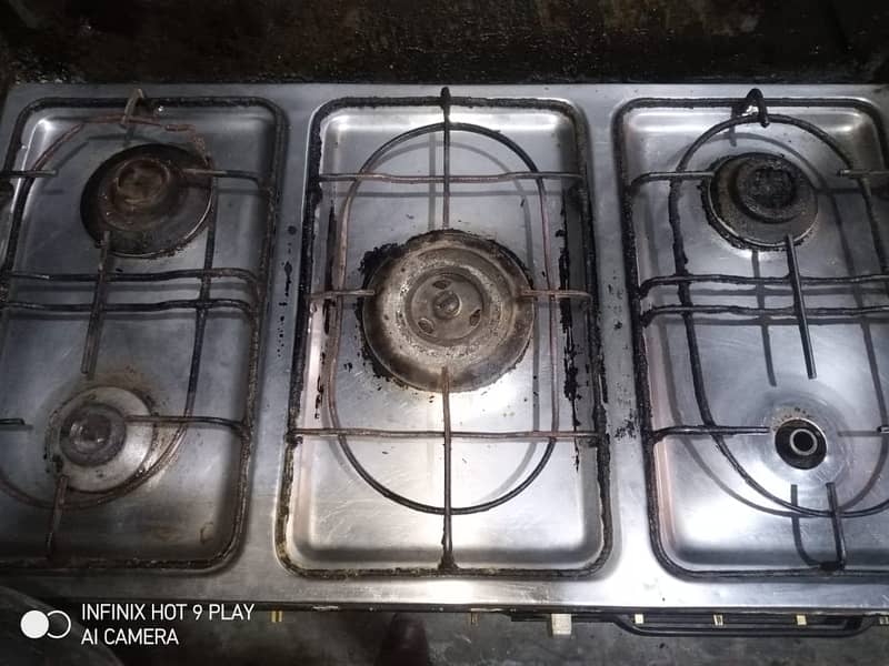 Cooking Range with 05 Burner 0