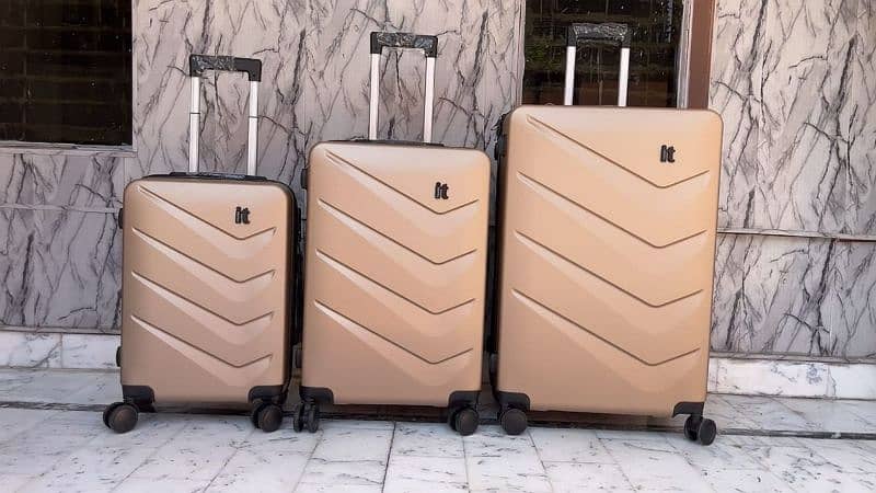 Luggage - Suitcase - Traveling bags -Safari Bags -Trolly Bags -4wheels 6