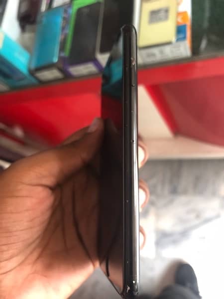 iphone 7 / 128 gb non pta 10 by 10 condition 1