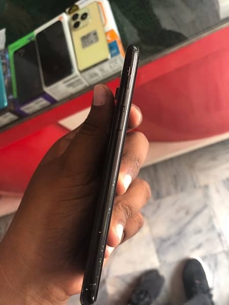 iphone 7 / 128 gb non pta 10 by 10 condition 3