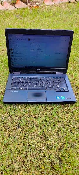 Dell latitude i5 4th Generation, 4gb ram, 512gb hard 3