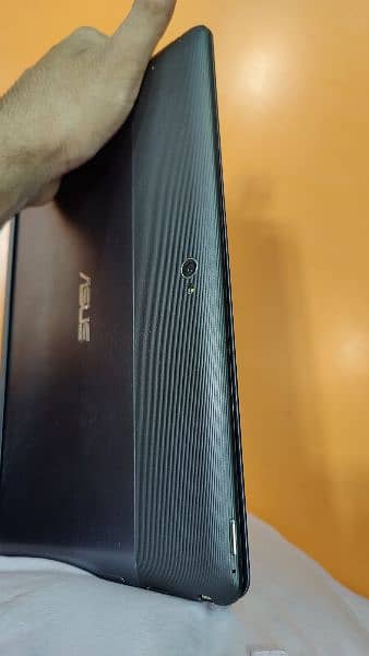 Asus mini laptop 9