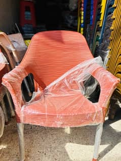 plastic chair / pure plastic chairs available