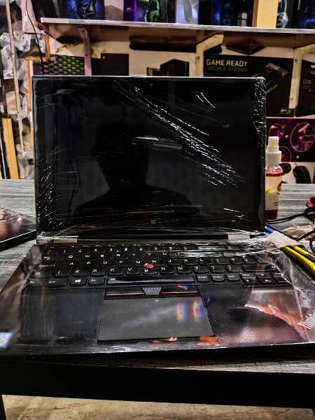 Non repair laptop Yoga 260 i5 6th gen 8gb or 180gb ssd m2 1