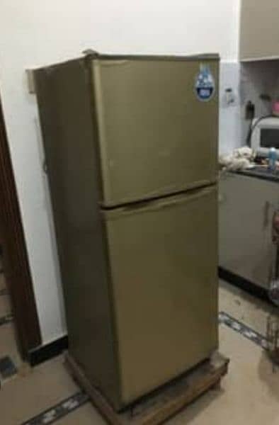 Dawlance refrigerator 0