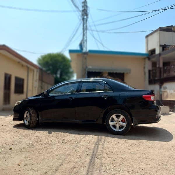 Toyota Corolla XLI 2015 3