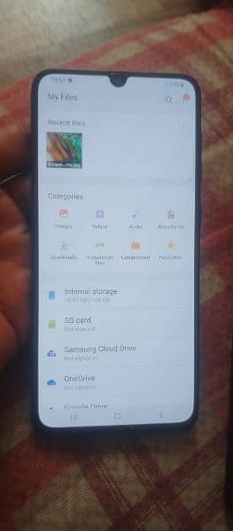 Samsung A70  6/128 bilkul ok pis he vip werking me 1