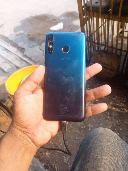 infinix hot 8 4 64 wal 2