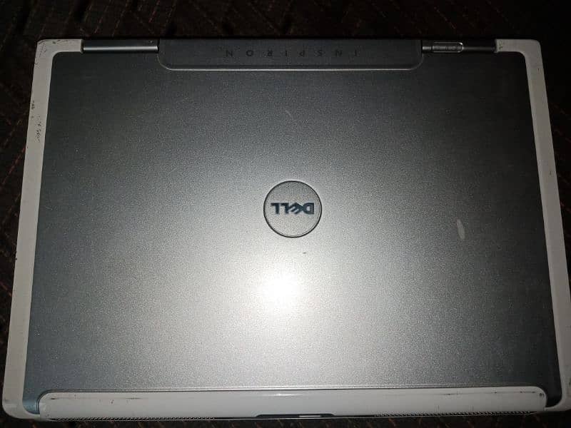 Dell inspiron 9300 1