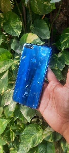 Huawei y7 2018 3gb 32gb just contact serious buyer 3