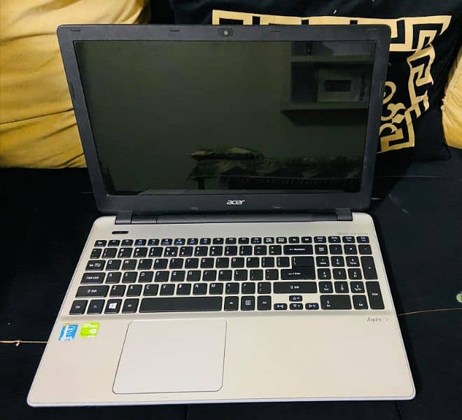 Acer laptop Amazing condition 4