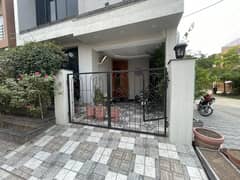 6 Marla Fully Furnished House For Rent Shorty Time Or Long Time Corner House 0