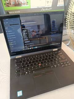 Lenovo Yoga 1 Core i7 (7th Generation)