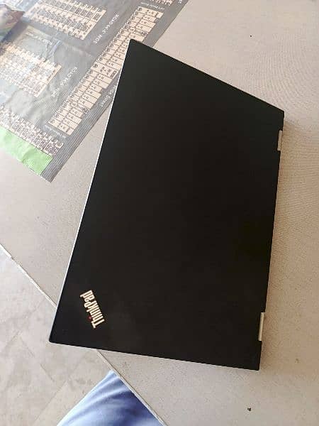 Lenovo Yoga 1 Core i7 (7th Generation) 1