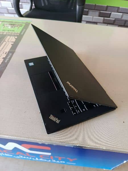 Lenovo Yoga 1 Core i7 (7th Generation) 4