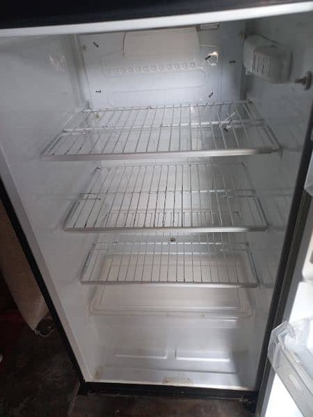 new condition fridge 10 connection urgent sale 5