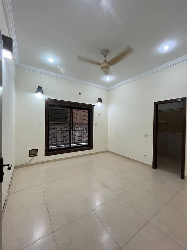 3bdrm neat and clean 20 marla ground portion for rent demond rent 200000 10