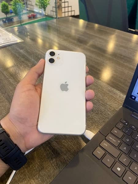 Iphone 11 PTA approved 64 gb with Box 2