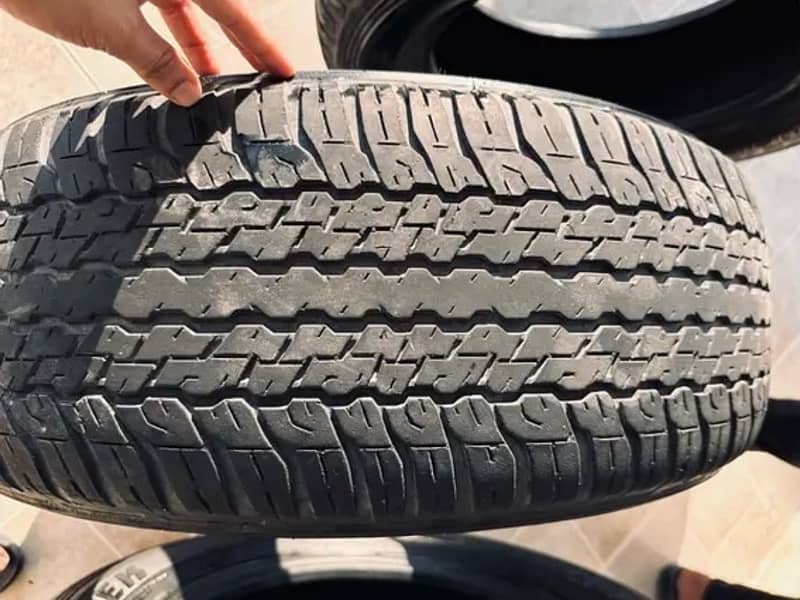 265/60/18 Size tyre 1