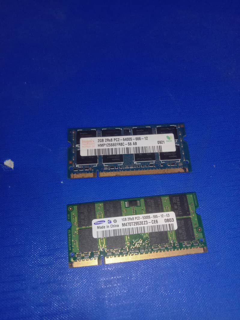 DDR2 Ram 2. GB & 1. GB For Laptop 0