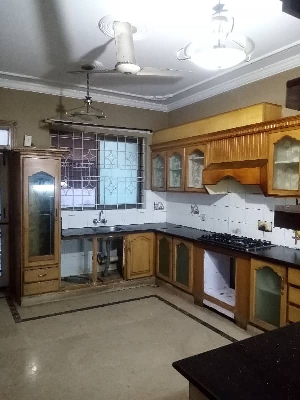 G11 One Kanal Ground plus Basement House For Rent For Hostel & Company 23