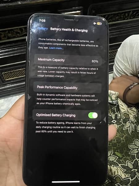 Iphone 11 pro max 256 GB Non PTA Factory Unlock 5