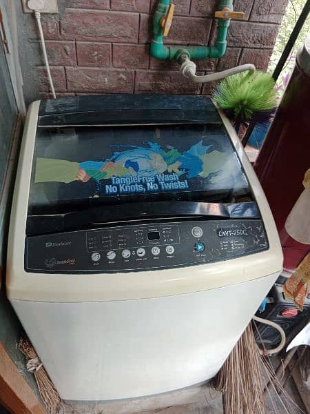 Automatic washing machine Dawlance model dwt 250 C. 1