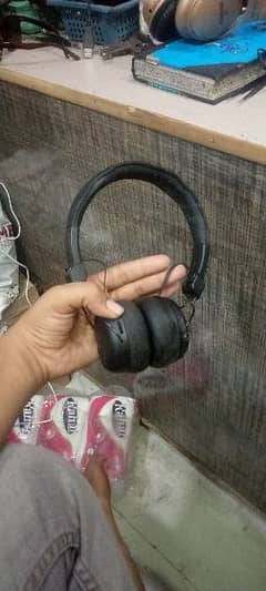 wireless headphone