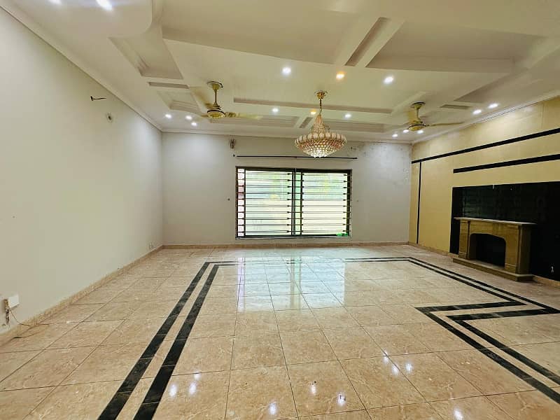 1 Kanal Double Unit House For Rent in Bahria Town Phase 3 4