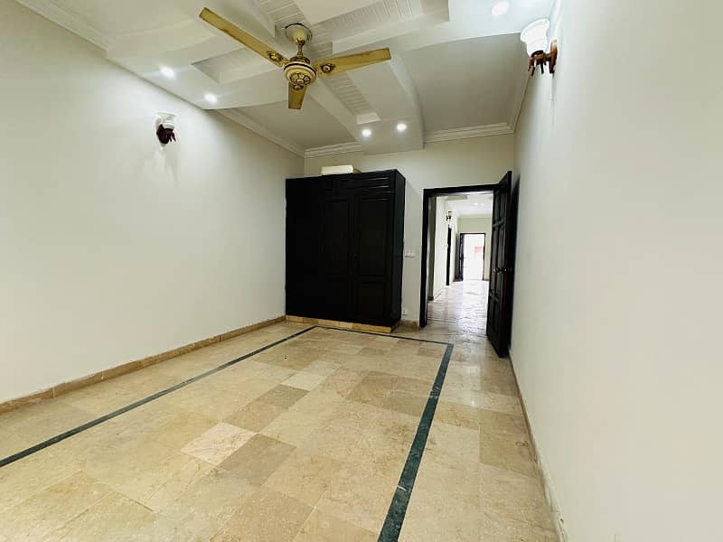 1 Kanal Double Unit House For Rent in Bahria Town Phase 3 24