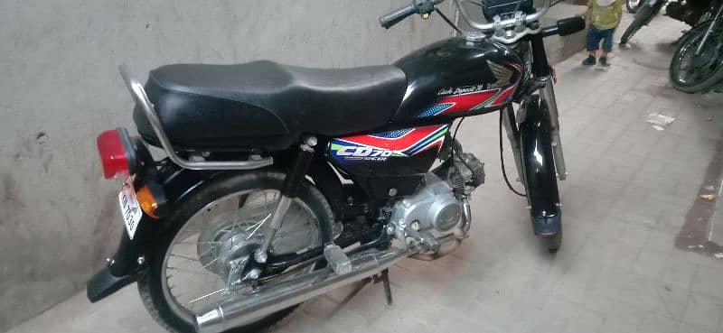 Honda Cd70 2019 Modle Karachi Number first Owner 0