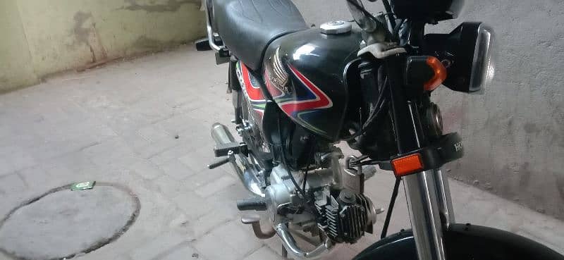 Honda Cd70 2019 Modle Karachi Number first Owner 1