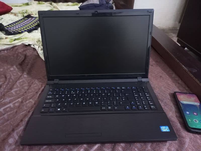 RM Education American Brands Laptop 1