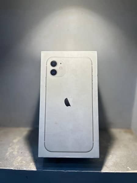 iPhone 11 white color non pta 64gb set with box ‪+92 370 4678376‬ 3