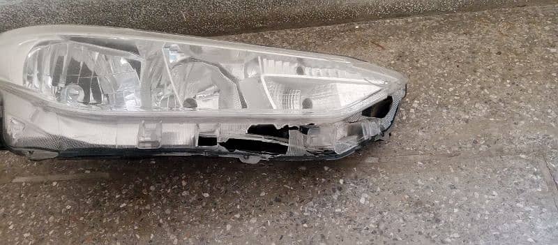 Toyota Yaris furent HUD light left side 1